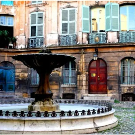 Les Quatre Loges N°1 Apartment